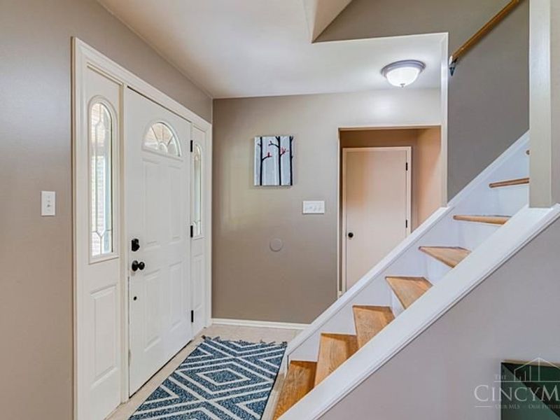 5558 Foxrun Court, Cincinnati, OH 45239 Photo 4