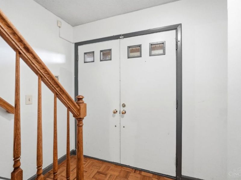 4357 Hubble Road, Green Township, OH 45247 Photo 5