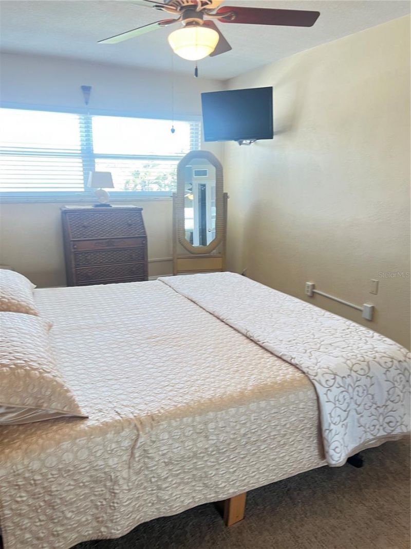 3789 46th Avenue S, Unit 202, Saint Petersburg, FL 33711 Photo
