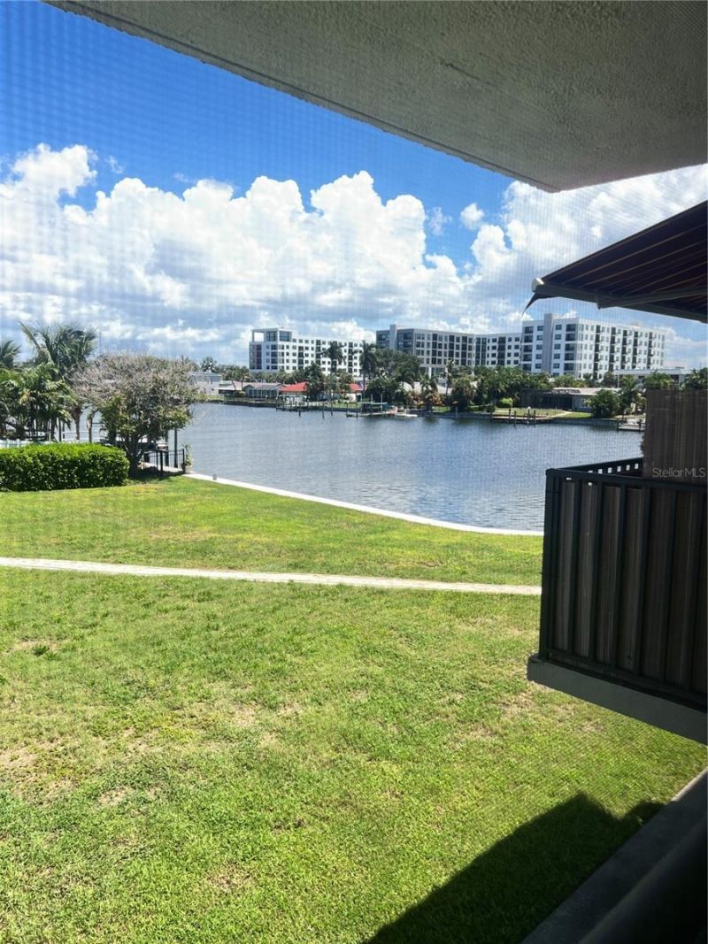 3789 46th Avenue S, Unit 202, Saint Petersburg, FL 33711 Photo