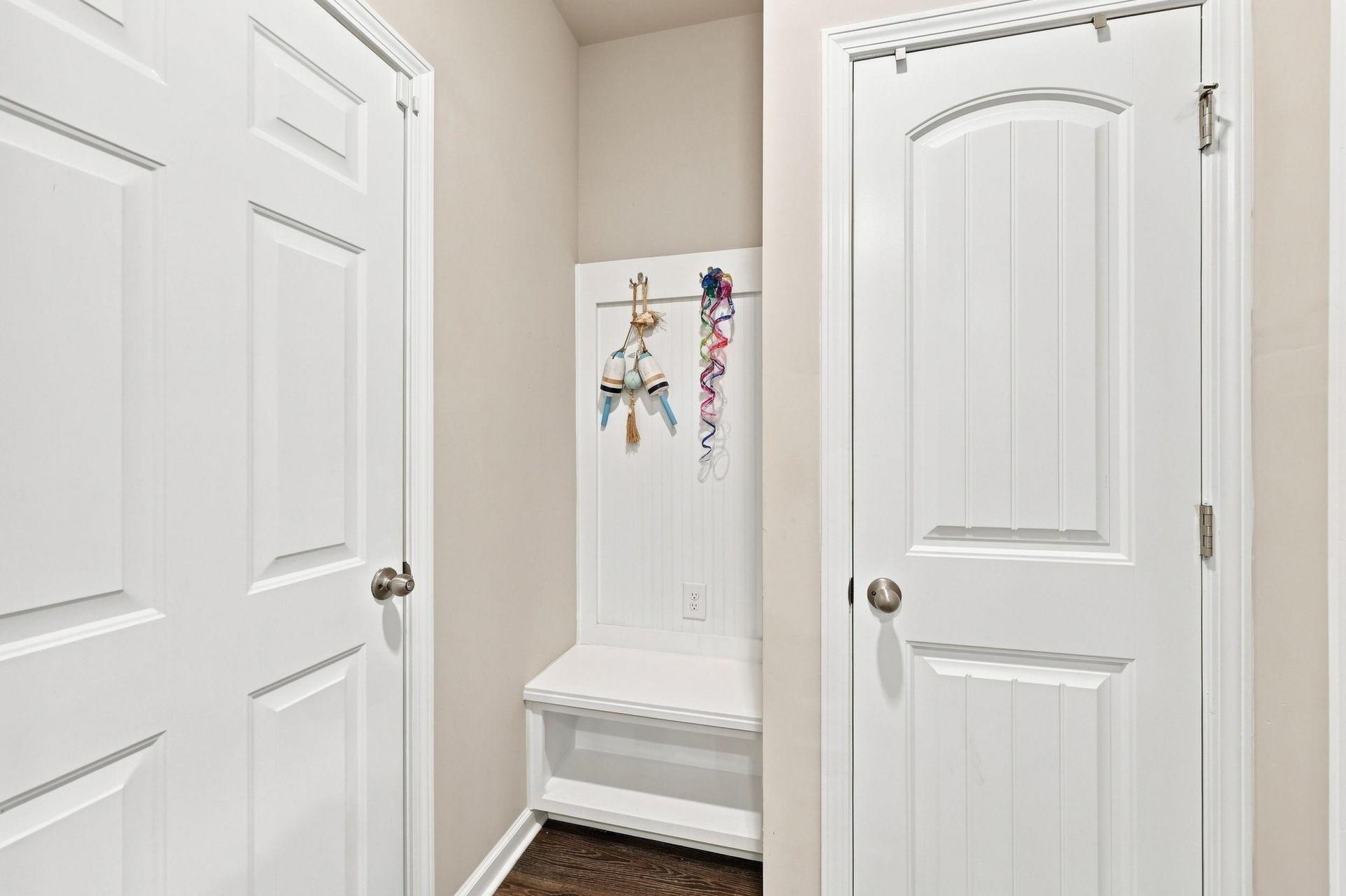 2524 Brescia St. Photo 32