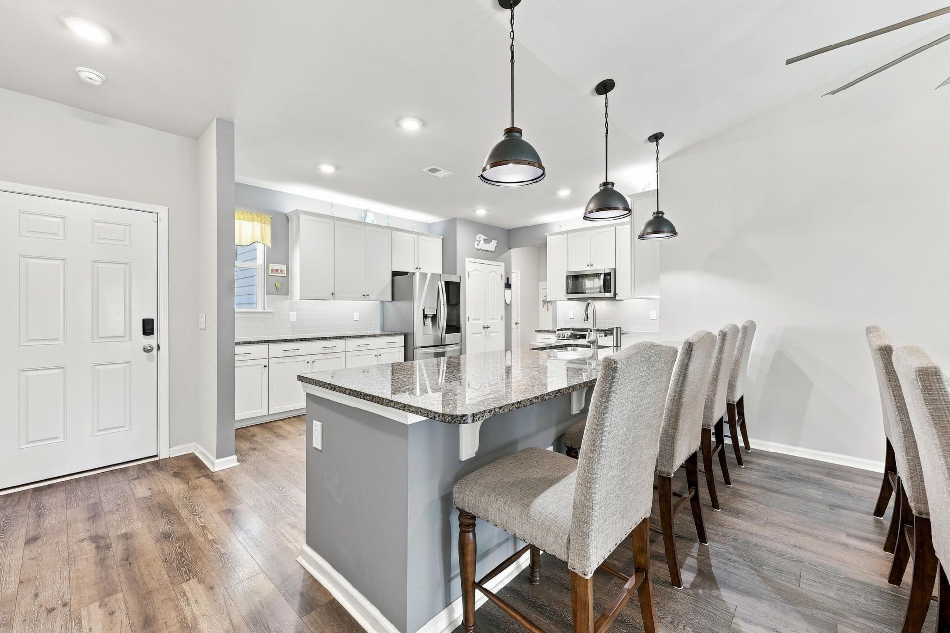 2524 Brescia St. Photo 9