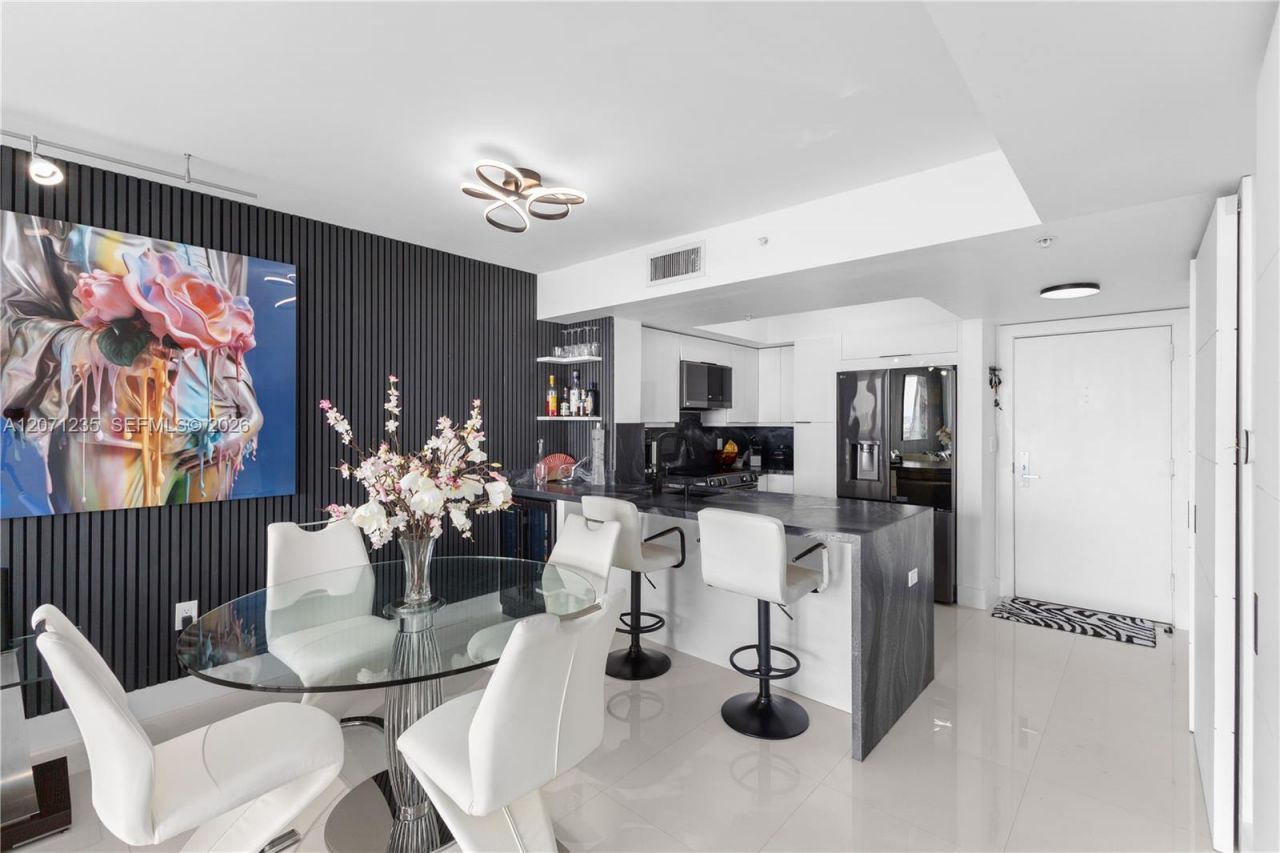 1800 Sunset Harbour Dr , Unit 2409, Miami Beach, FL 33139 Photo