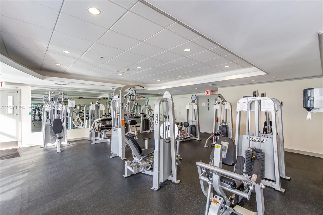 1800 Sunset Harbour Dr , Unit 2409, Miami Beach, FL 33139 Photo