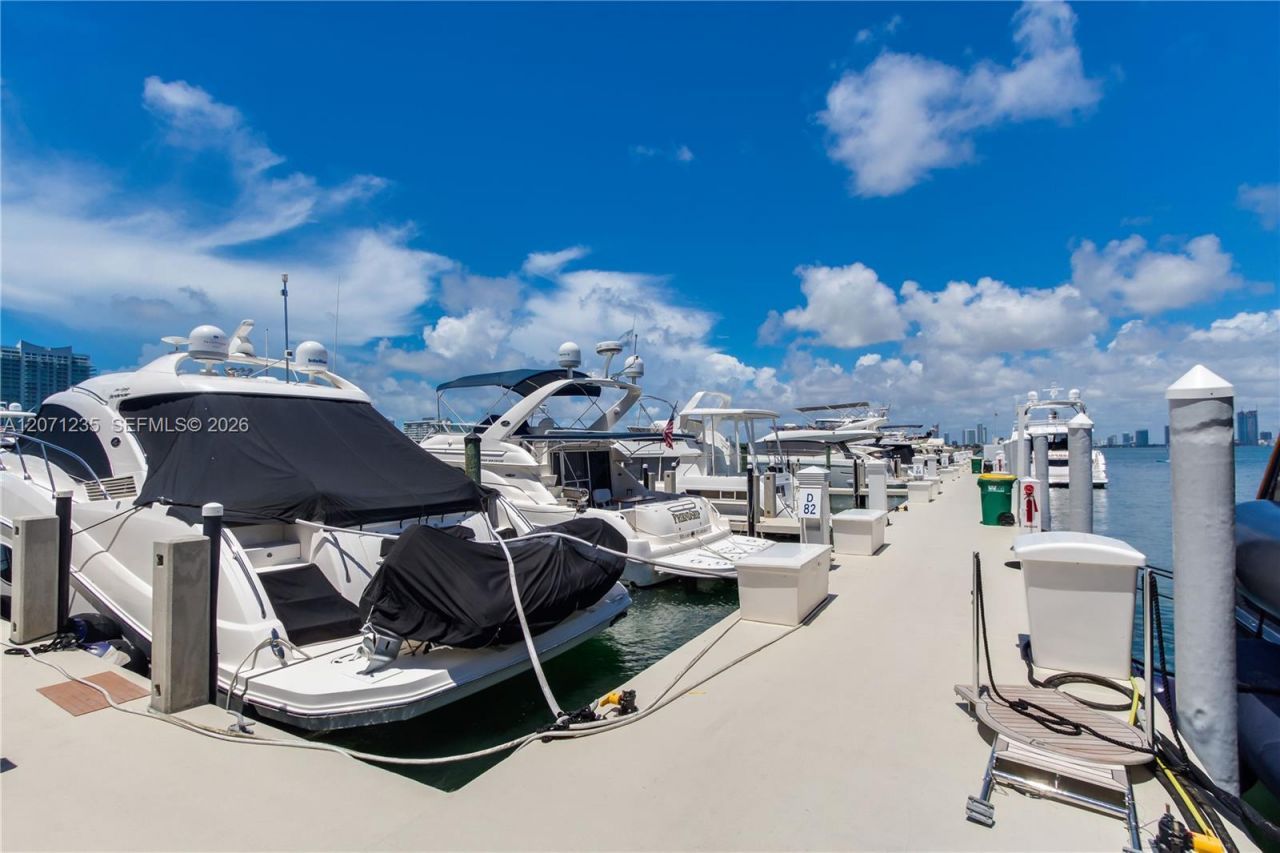 1800 Sunset Harbour Dr , Unit 2409, Miami Beach, FL 33139 Photo