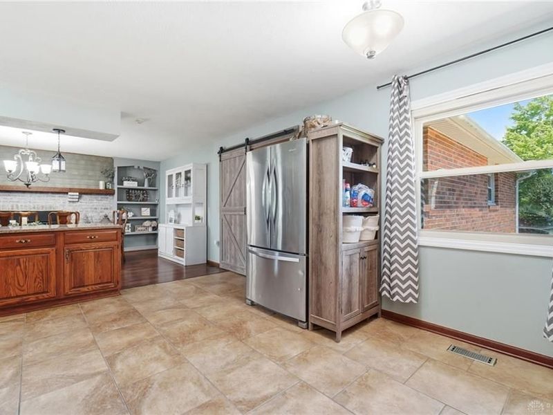 4041 Shadowleaf Drive, Bellbrook, OH 45305 Photo 16