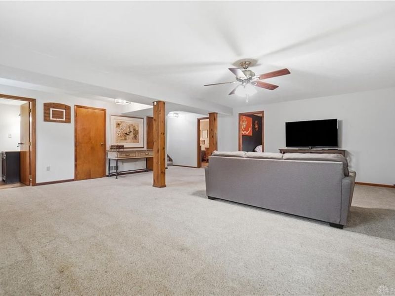 4041 Shadowleaf Drive, Bellbrook, OH 45305 Photo 37