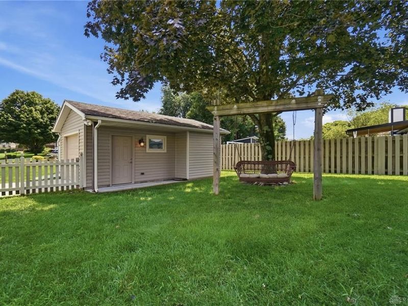 4041 Shadowleaf Drive, Bellbrook, OH 45305 Photo 50