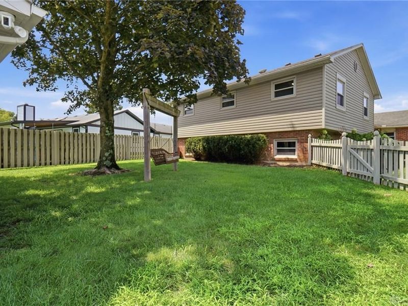 4041 Shadowleaf Drive, Bellbrook, OH 45305 Photo 51