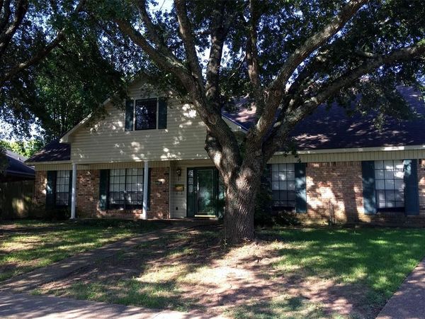 10114 Village Green Drive, Shreveport, LA 71115