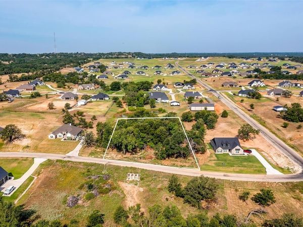 10004 Valley Oak Court , Springtown, TX 76082