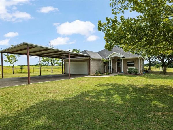 1172 County Road 3710, Leonard, TX 75452