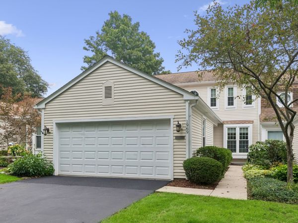 1969 Wexford Circle , Unit 118, Wheaton, IL 60189