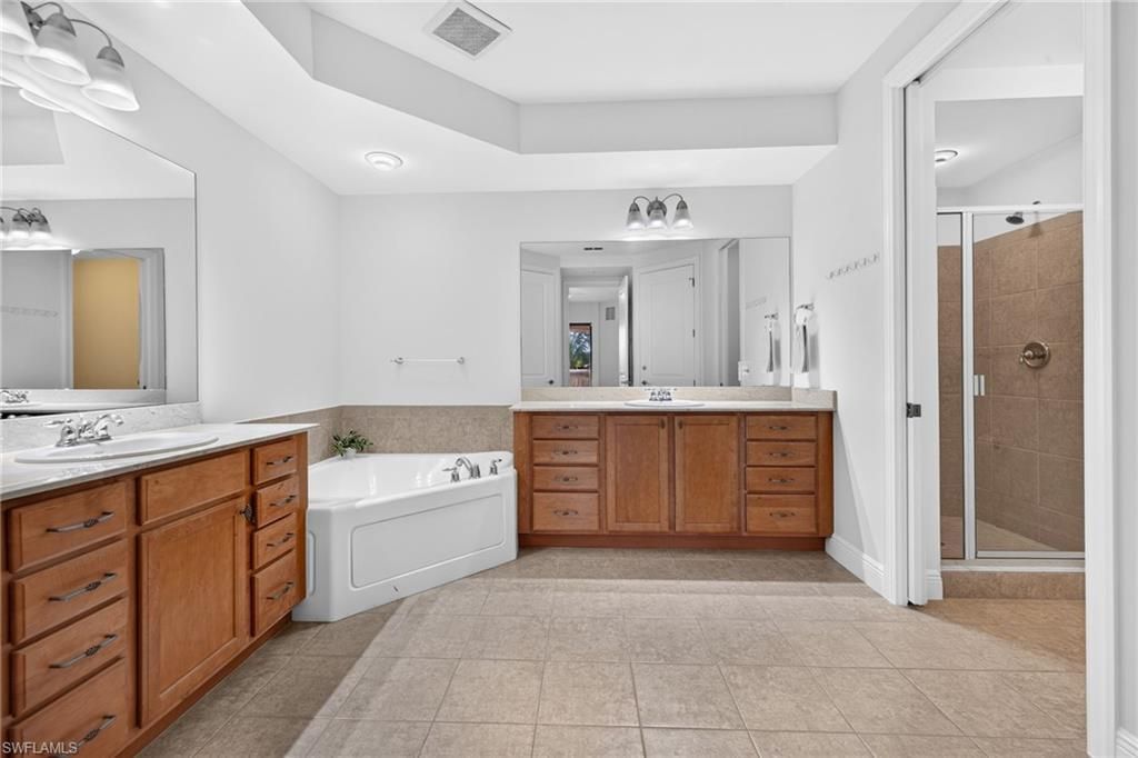 8010 Via Sardinia Way, Unit 4213, Estero, FL 33928 Photo