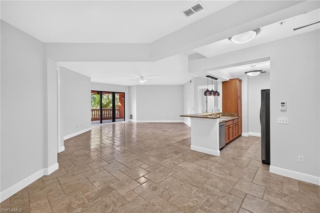 8010 Via Sardinia Way, Unit 4213, Estero, FL 33928 Photo