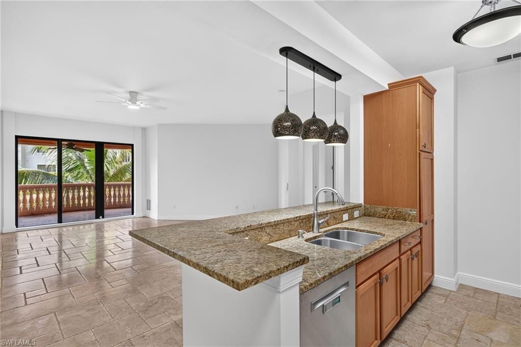8010 Via Sardinia Way, Unit 4213, Estero, FL 33928 Photo