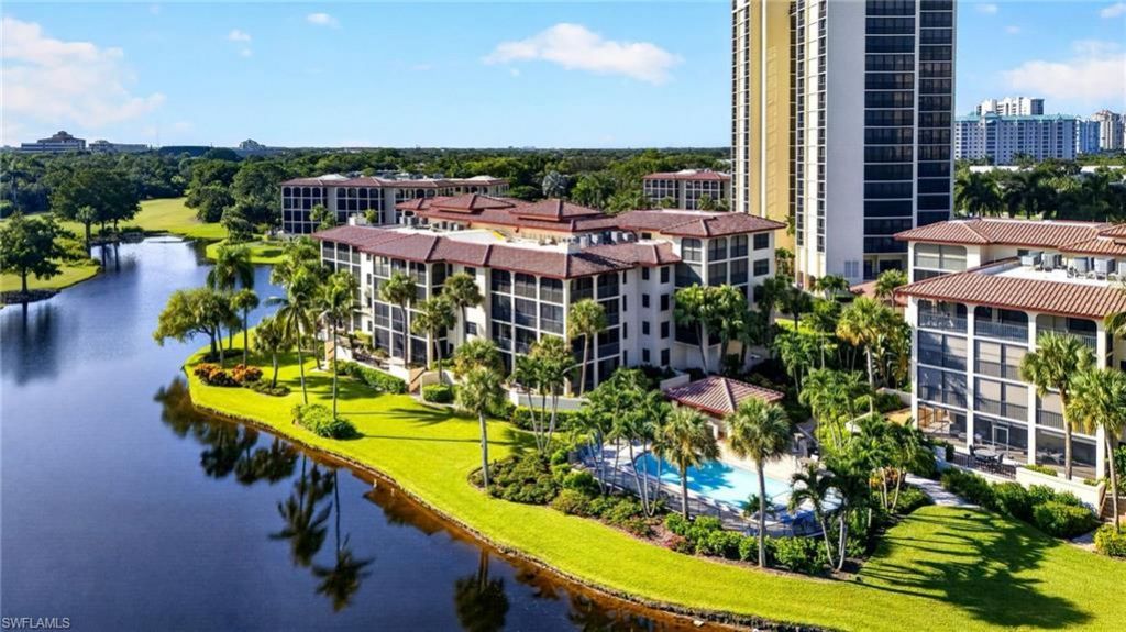 6060 Pelican Bay Blvd, Unit 505, Naples, FL 34108 Photo