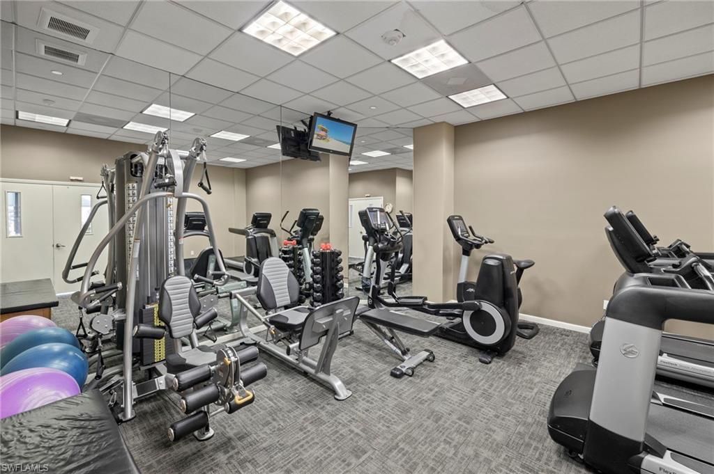 6060 Pelican Bay Blvd, Unit 505, Naples, FL 34108 Photo