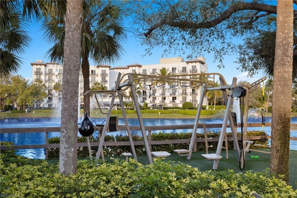 6060 Pelican Bay Blvd, Unit 505, Naples, FL 34108 Photo