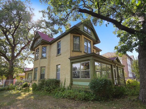 327 4th Avenue S, Saint Cloud, MN 56301