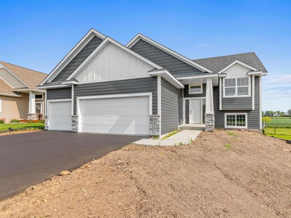 2617 213th Street W, Farmington, MN 55024