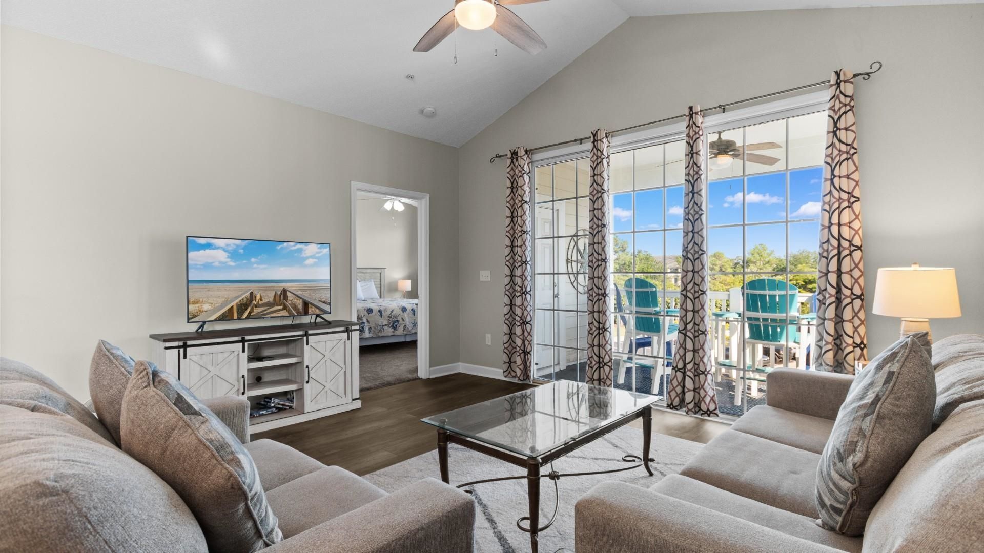 5801 Oyster Catcher Dr. Photo 10