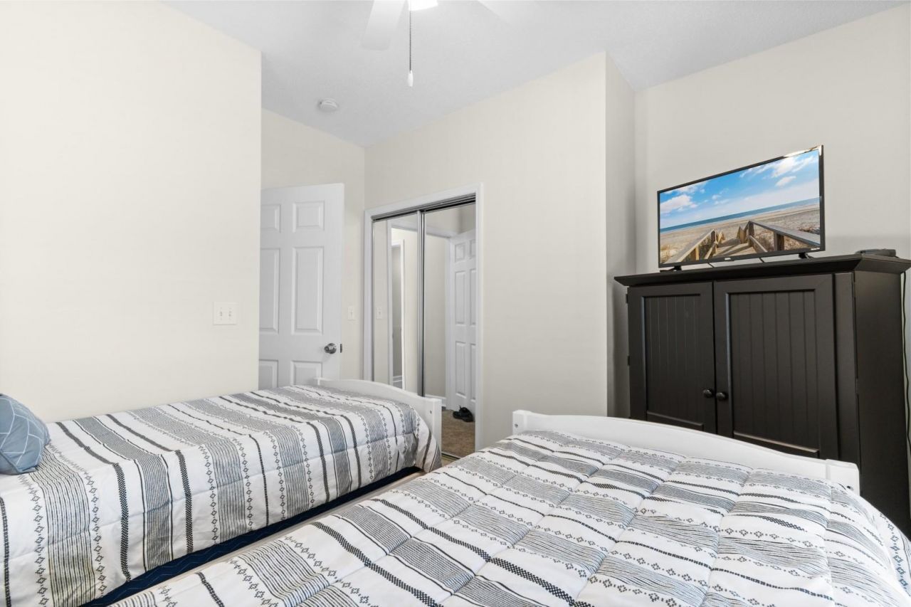 5801 Oyster Catcher Dr. Photo 20