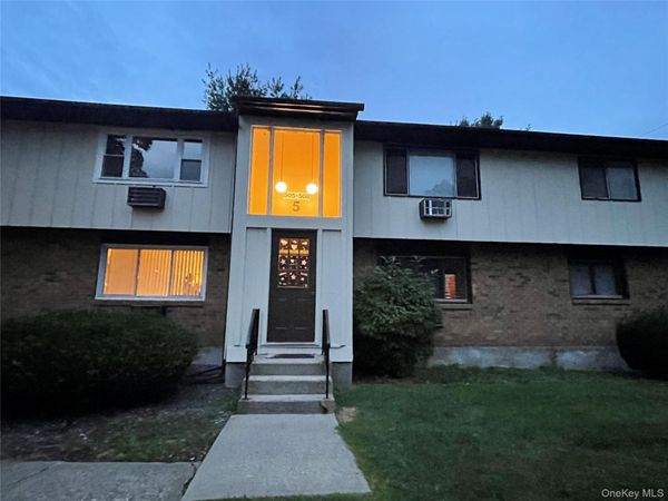 508 Parr Meadow Drive , Unit 5H, Newburgh, NY 12550