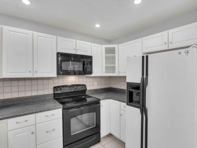 7773 Deercrest Court, Unit 7773, Dublin, OH 43016 Photo 10