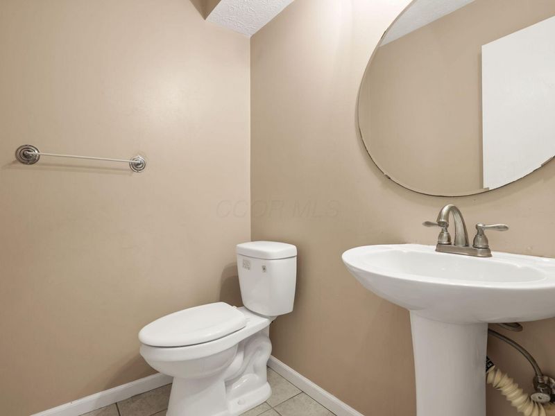 7773 Deercrest Court, Unit 7773, Dublin, OH 43016 Photo 12