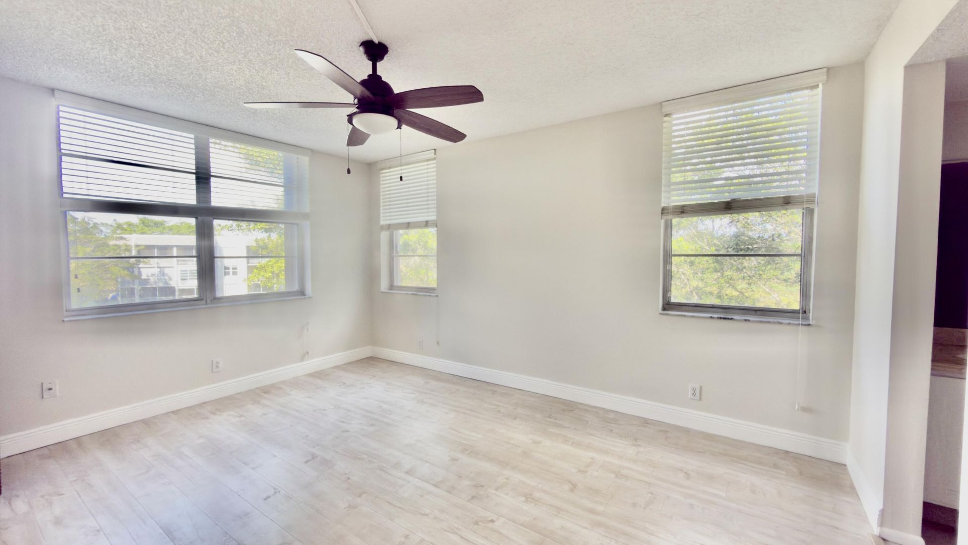 9311 Orange Grove Drive, Unit 402, Davie, FL 33324 Photo