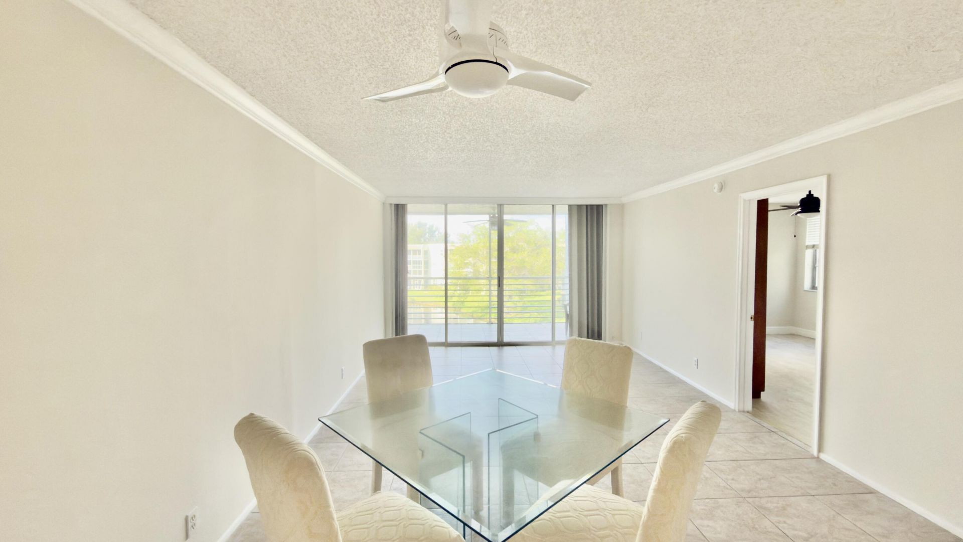 9311 Orange Grove Drive, Unit 402, Davie, FL 33324 Photo