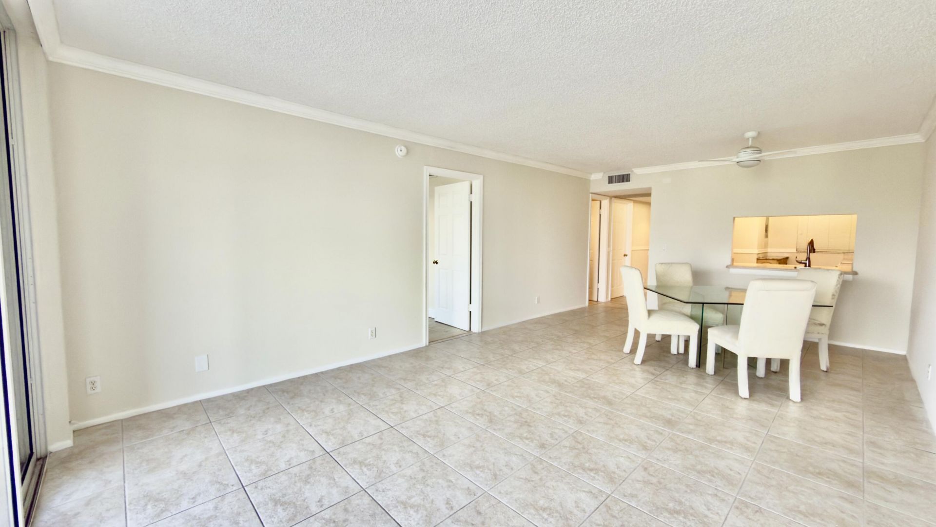 9311 Orange Grove Drive, Unit 402, Davie, FL 33324 Photo