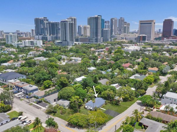611 SW 7TH Street, Fort Lauderdale, FL 33315