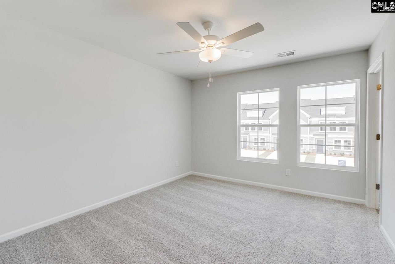 3085 Harborview Drive Photo 13