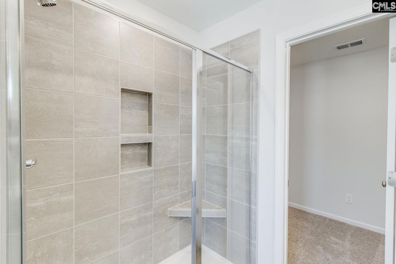 3085 Harborview Drive Photo 17