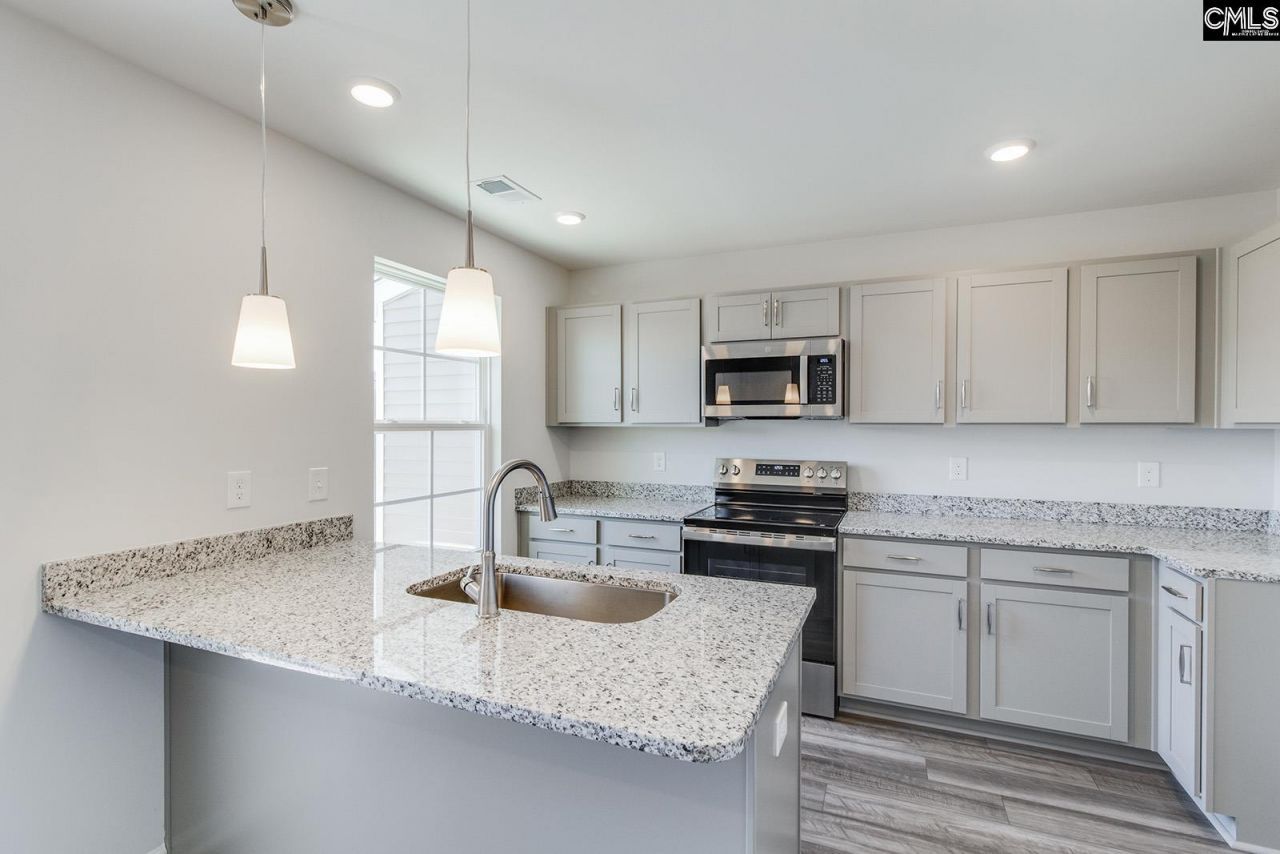 3085 Harborview Drive Photo 6