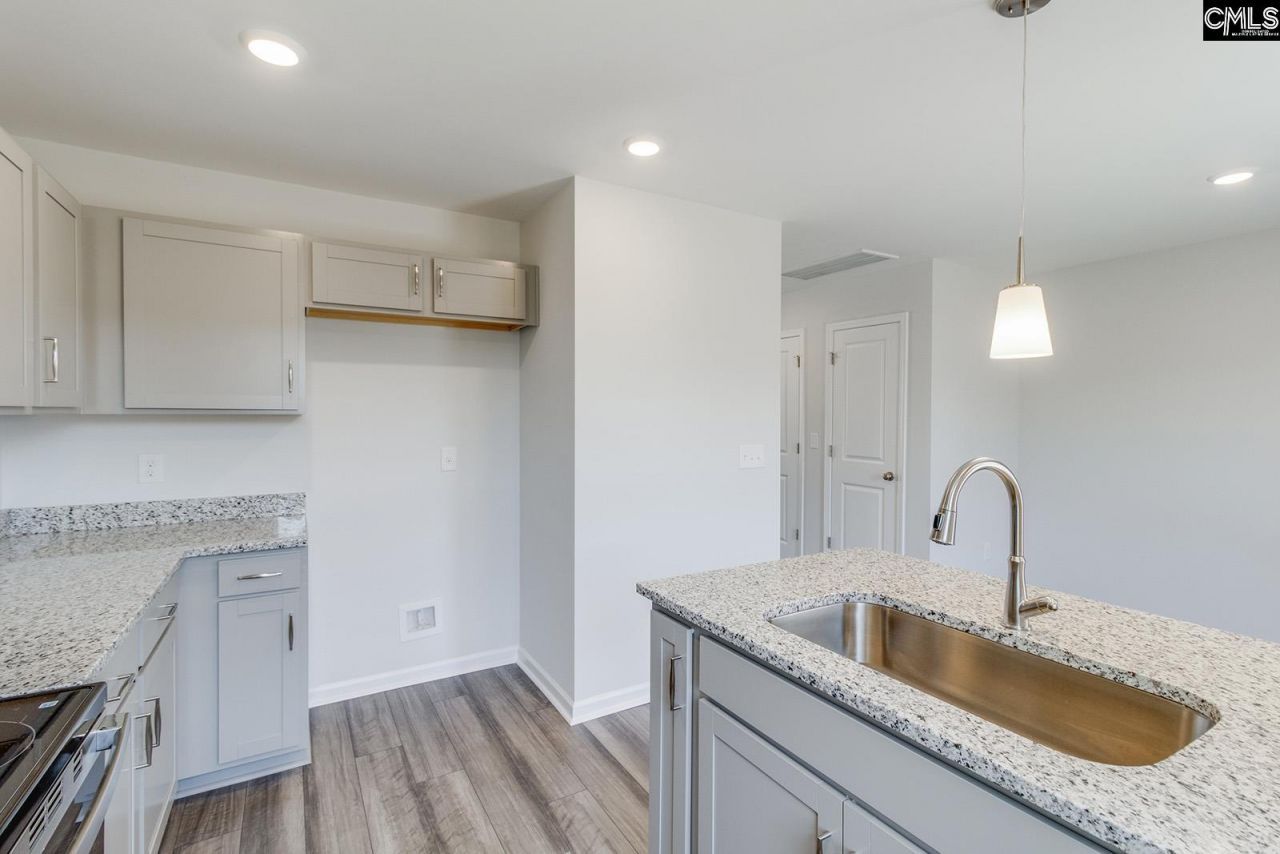 3085 Harborview Drive Photo 8