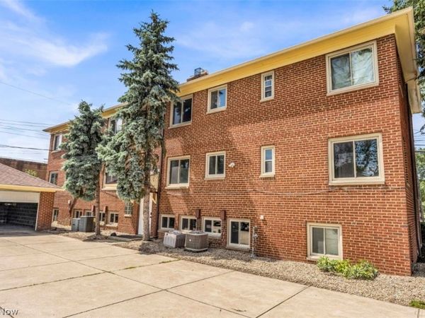 5235 State Road , Unit 3, Parma, OH 44134