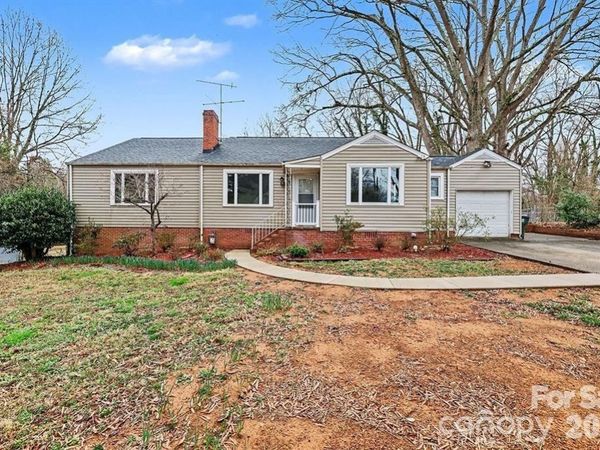 225 Valley View Place, Salisbury, NC 28144