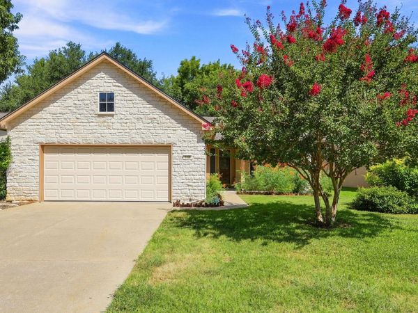 118 Bass ST, Georgetown, TX 78633