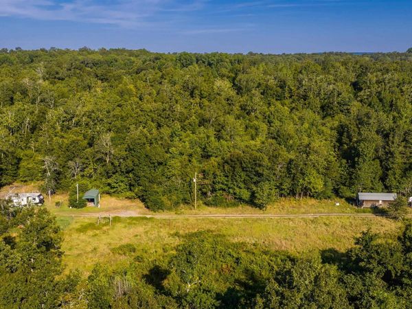 320 Moores Lake Road, Scotland, AR 72141