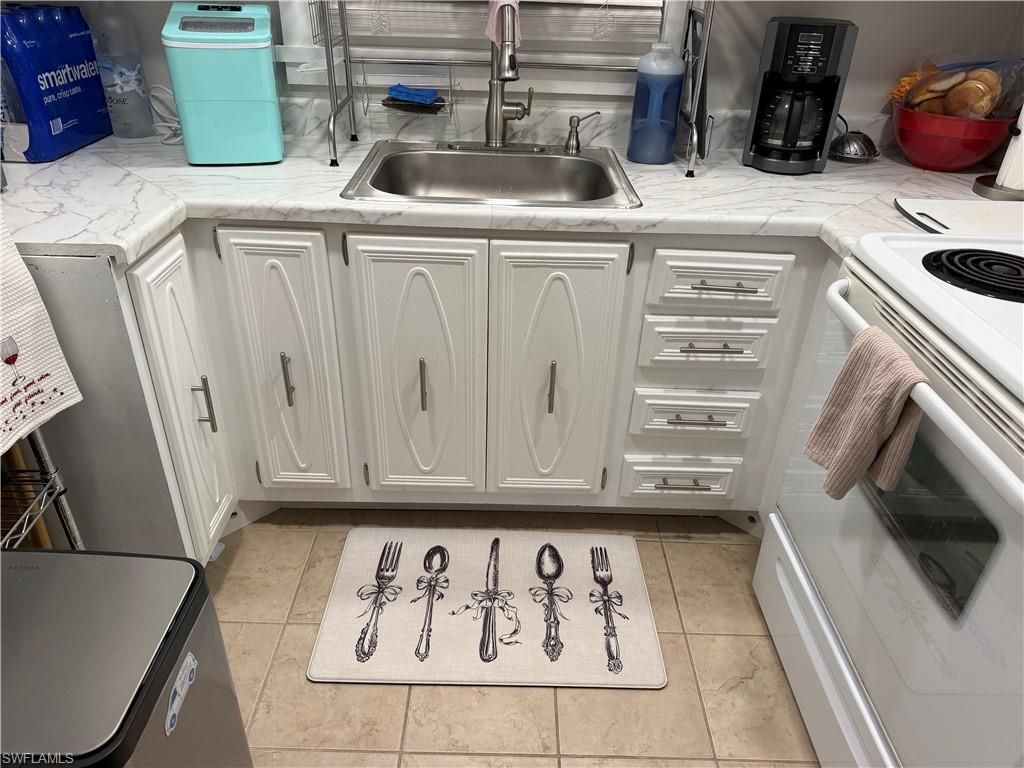 1724 Pine Valley Dr, Unit 202, Fort Myers, FL 33907 Photo