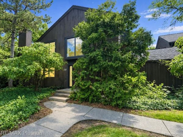 32 Haverhill Court, Ann Arbor, Mi 48105
