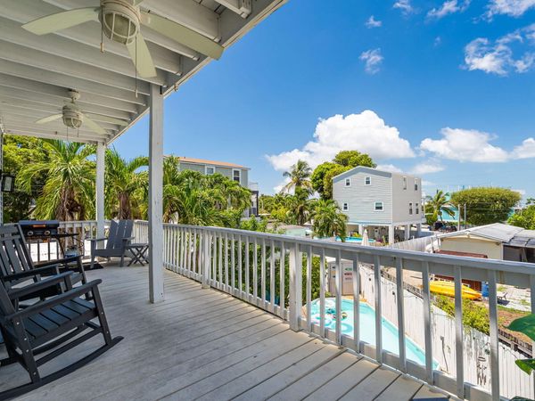 21 Mockingbird Road, KEY LARGO, FL 33037