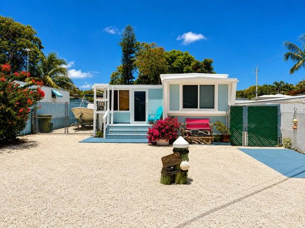 86 Avenue B, KEY LARGO, FL 33037