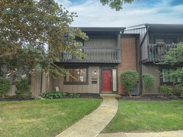 6069 N Quinella Way, Centerville, OH 45459