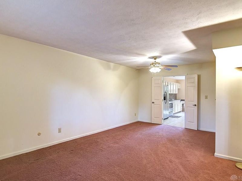 6069 N Quinella Way, Centerville, OH 45459 Photo 10