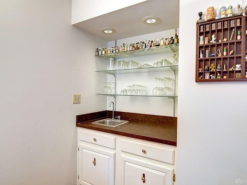 6069 N Quinella Way, Centerville, OH 45459 Photo 8