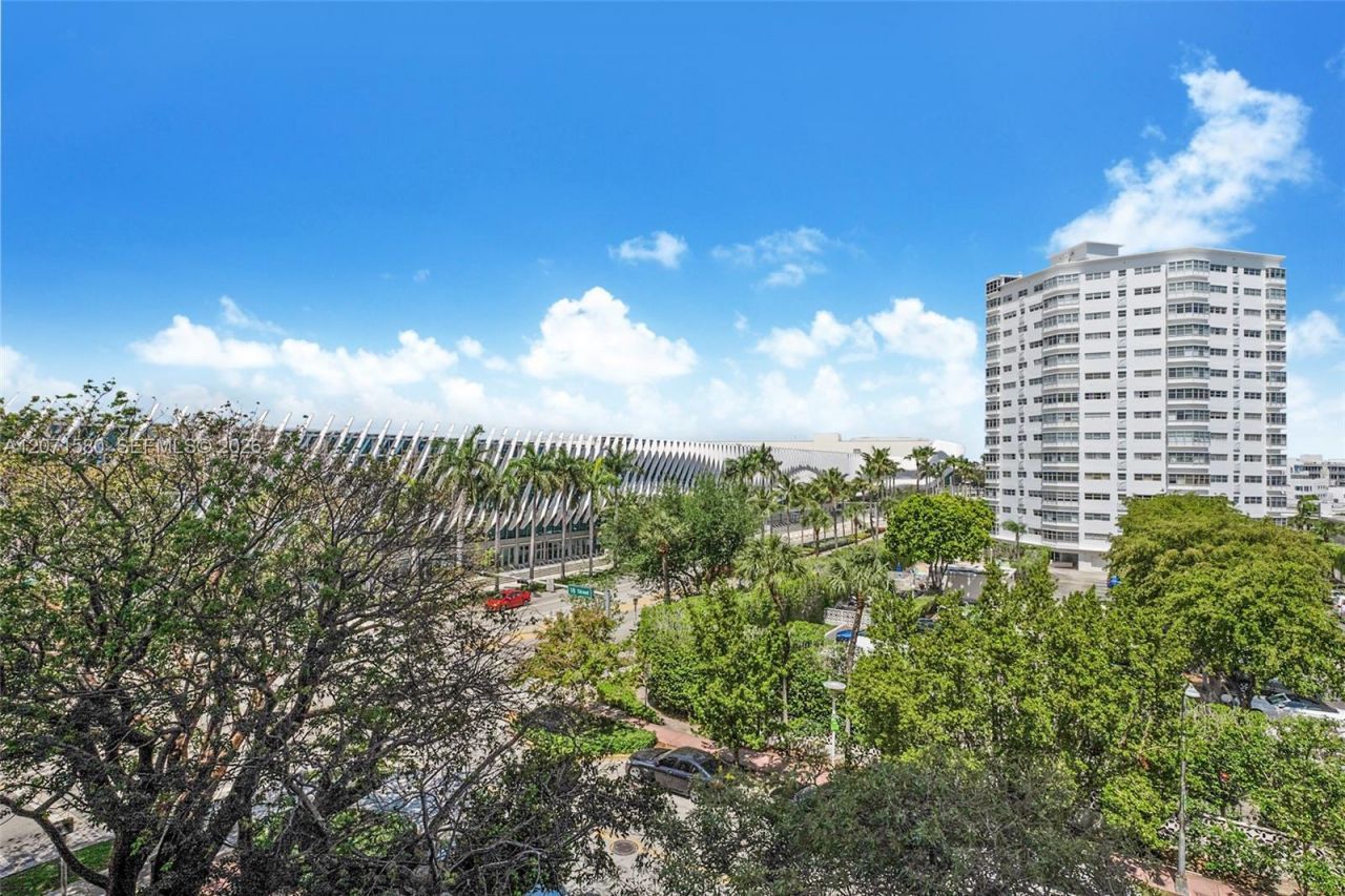 1775 Washington Ave, Unit 5D, Miami Beach, FL 33139 Photo